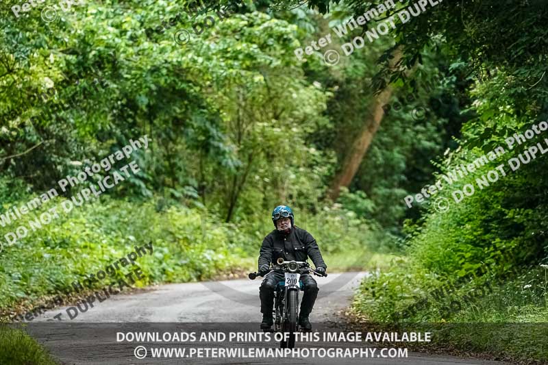 Vintage motorcycle club;eventdigitalimages;no limits trackdays;peter wileman photography;vintage motocycles;vmcc banbury run photographs
